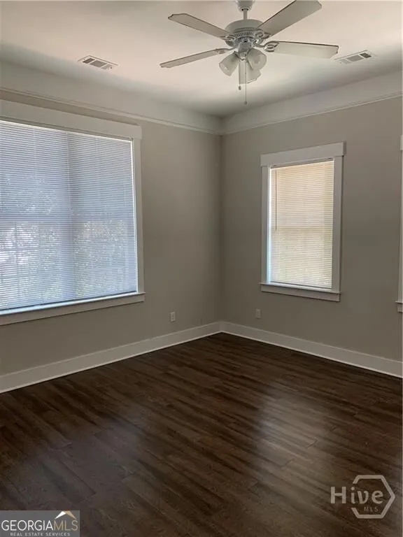523 W 44th ST Savannah, GA 31405