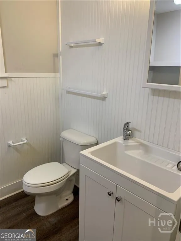 523 W 44th ST Savannah, GA 31405