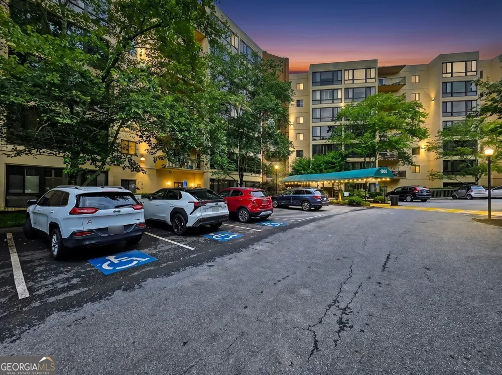 1800 Clairmont LK Decatur, GA 30033