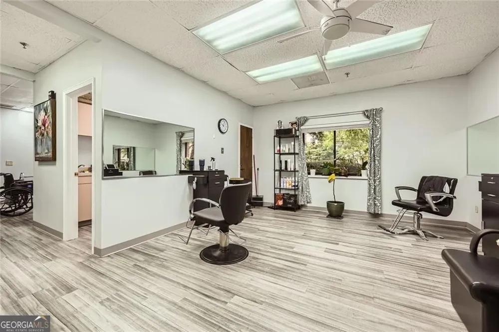 1800 Clairmont LK Decatur, GA 30033