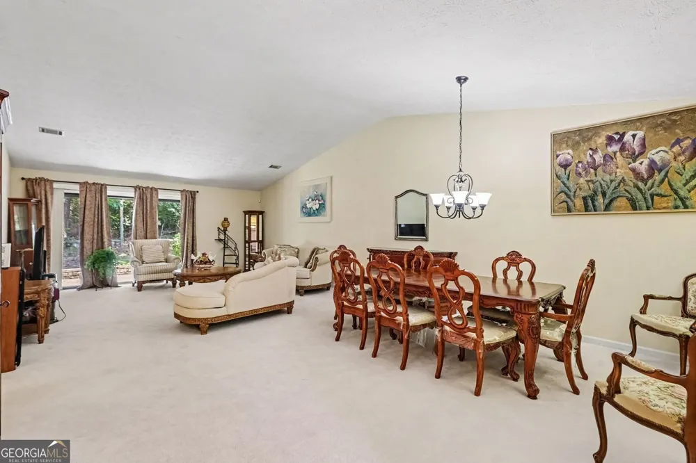 7107 Forest LN Union City, GA 30291