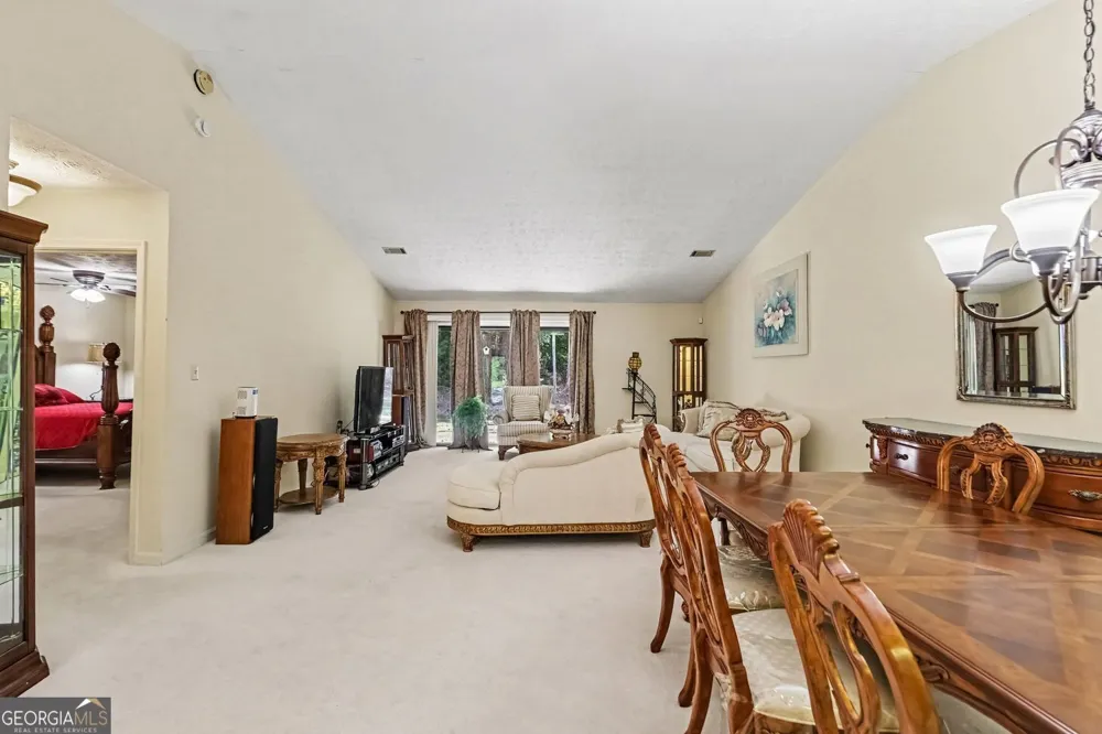 7107 Forest LN Union City, GA 30291