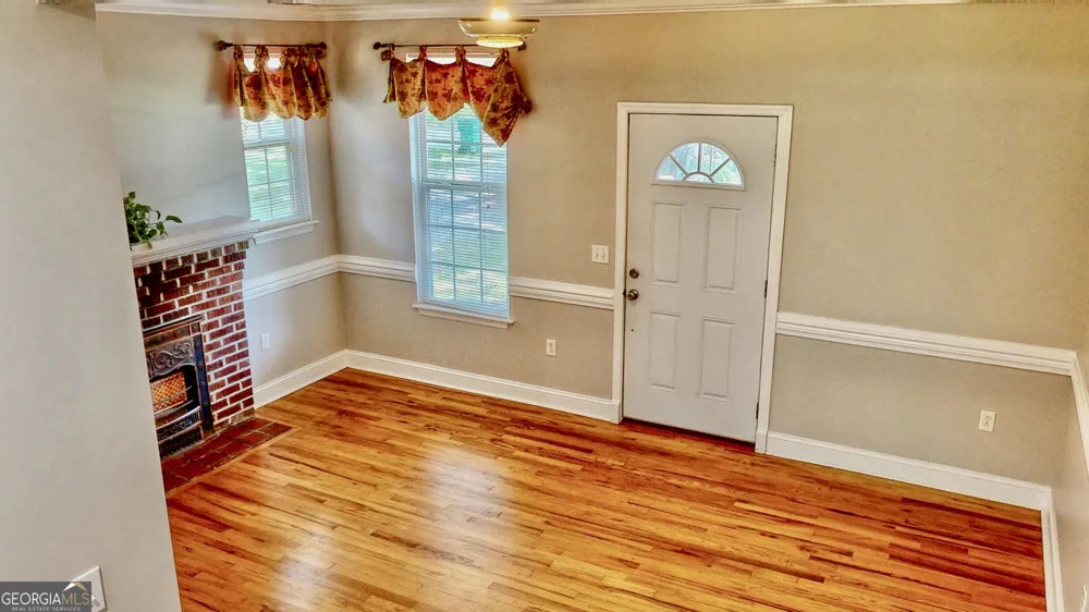 2607 Governor ST Garden City, GA 31408