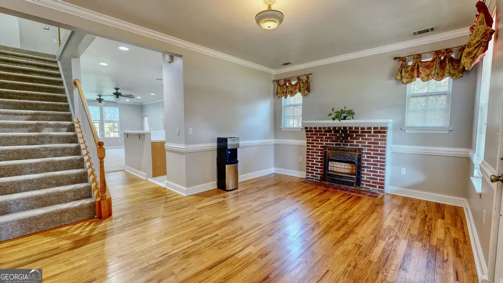 2607 Governor ST Garden City, GA 31408