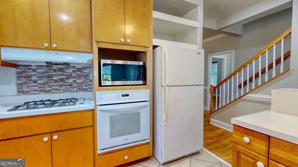 2607 Governor ST Garden City, GA 31408