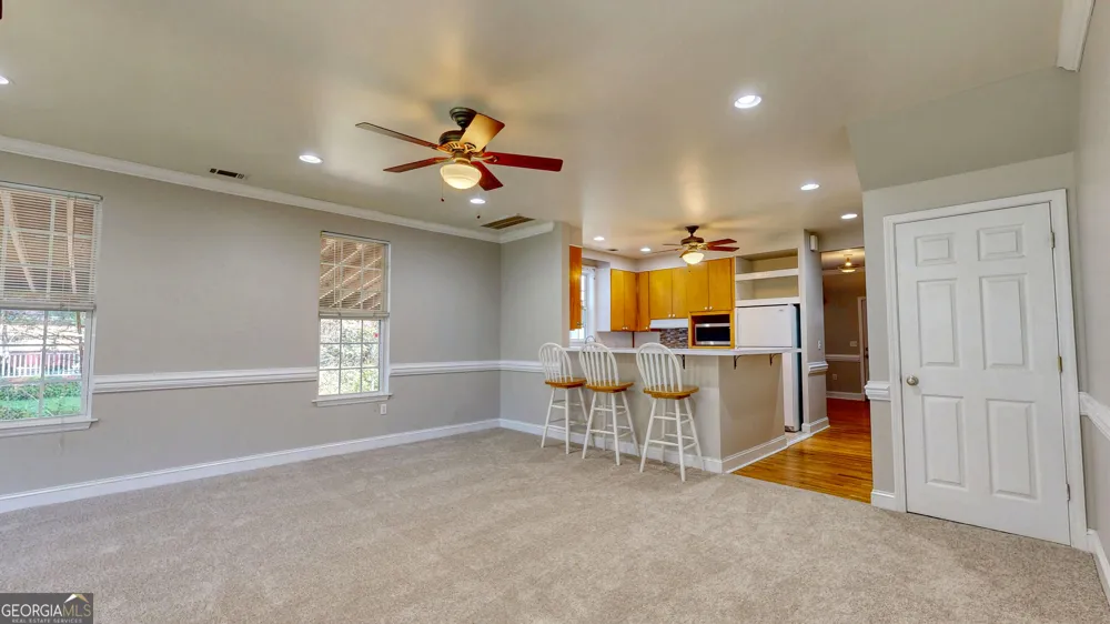 2607 Governor ST Garden City, GA 31408