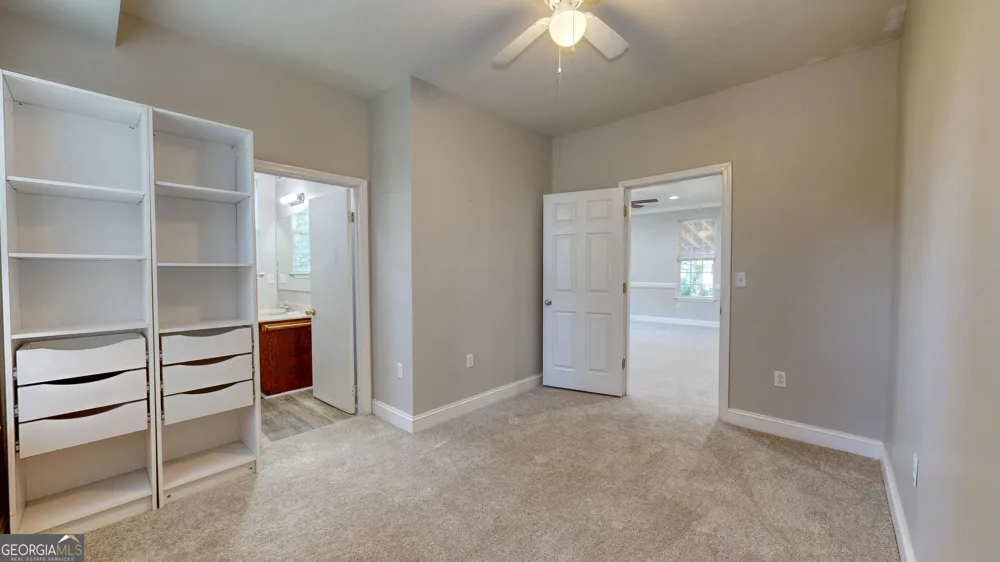 2607 Governor ST Garden City, GA 31408