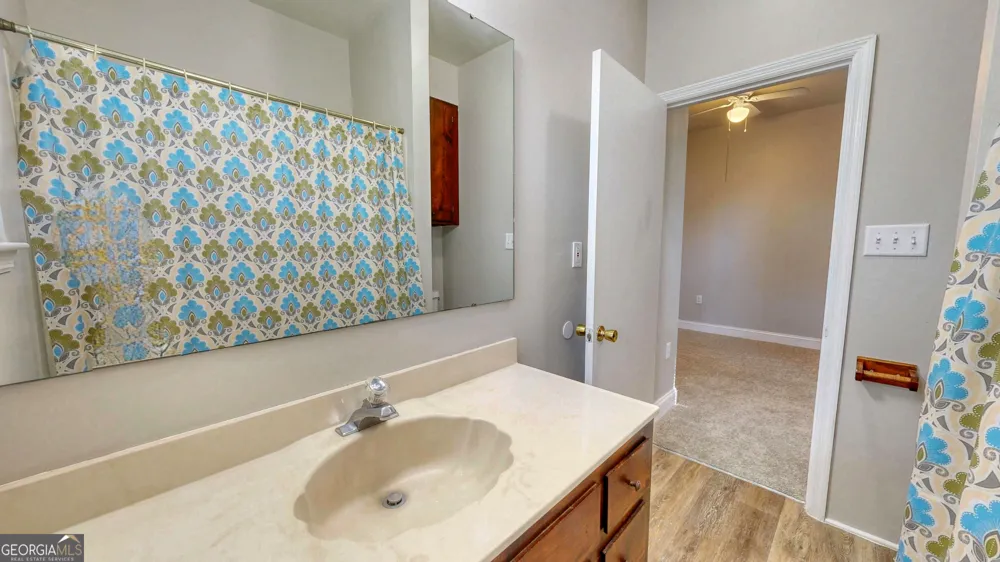 2607 Governor ST Garden City, GA 31408