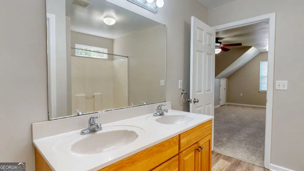 2607 Governor ST Garden City, GA 31408