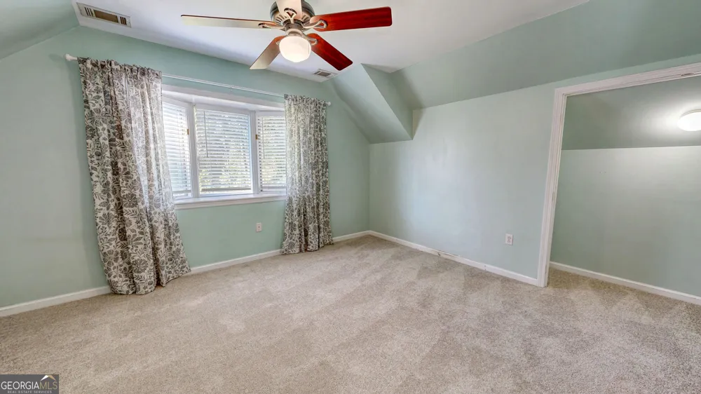 2607 Governor ST Garden City, GA 31408