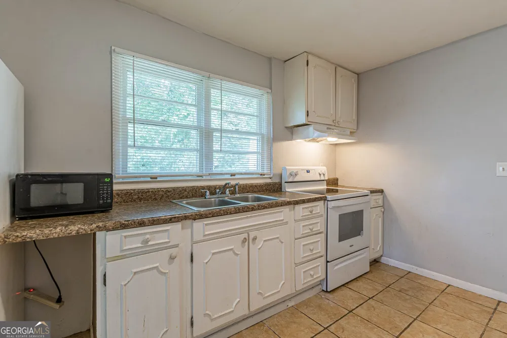 350 Brooks AVE SW Atlanta, GA 30310