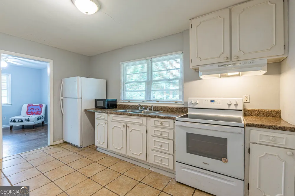 350 Brooks AVE SW Atlanta, GA 30310