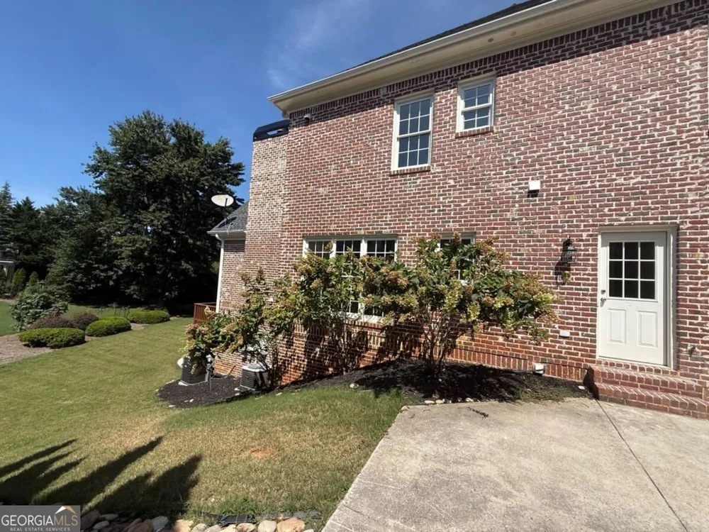 7945 Saint Marlo Fairway DR Duluth, GA 30097
