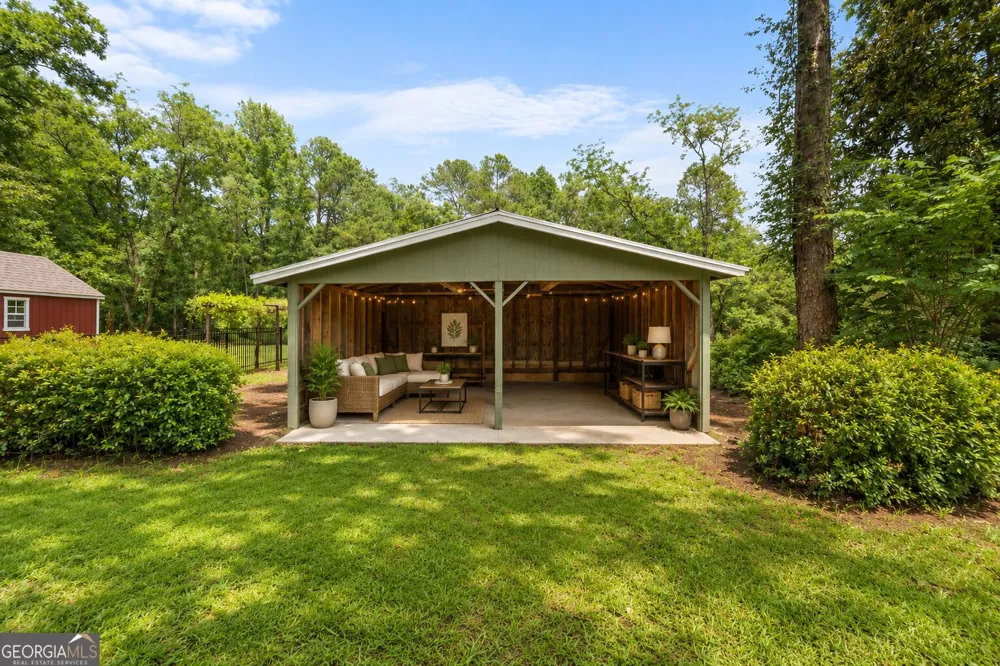 806 N Main ST Sylvania, GA 30467