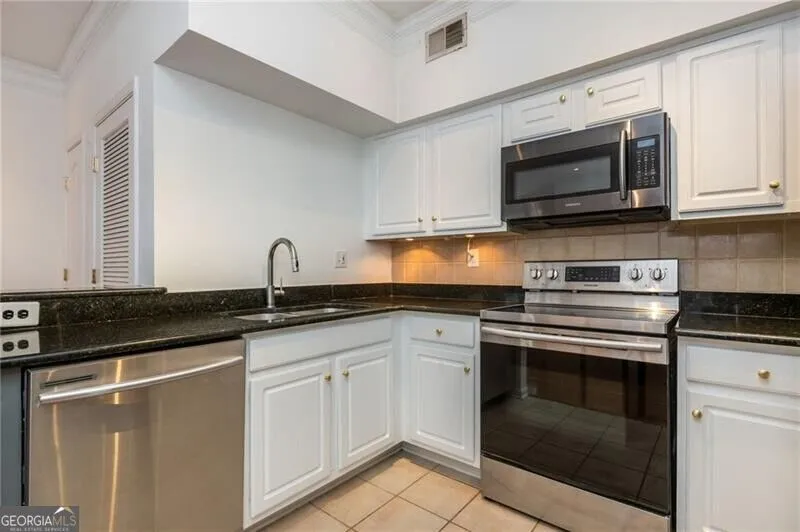 800 Peachtree ST NE Atlanta, GA 30308