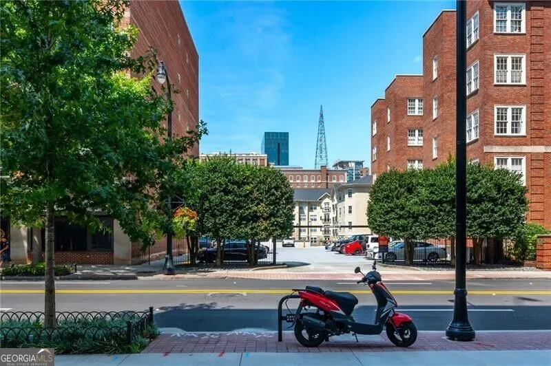 800 Peachtree ST NE Atlanta, GA 30308
