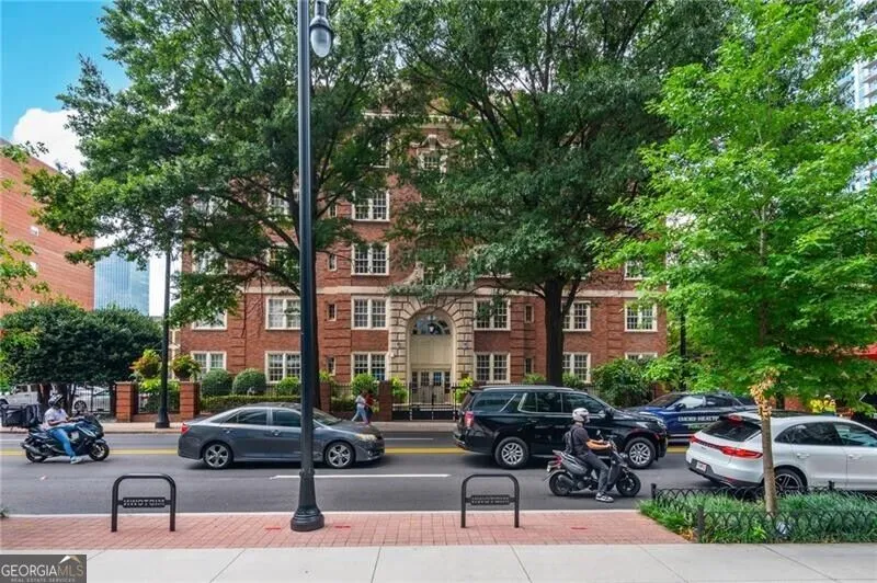 800 Peachtree ST NE Atlanta, GA 30308