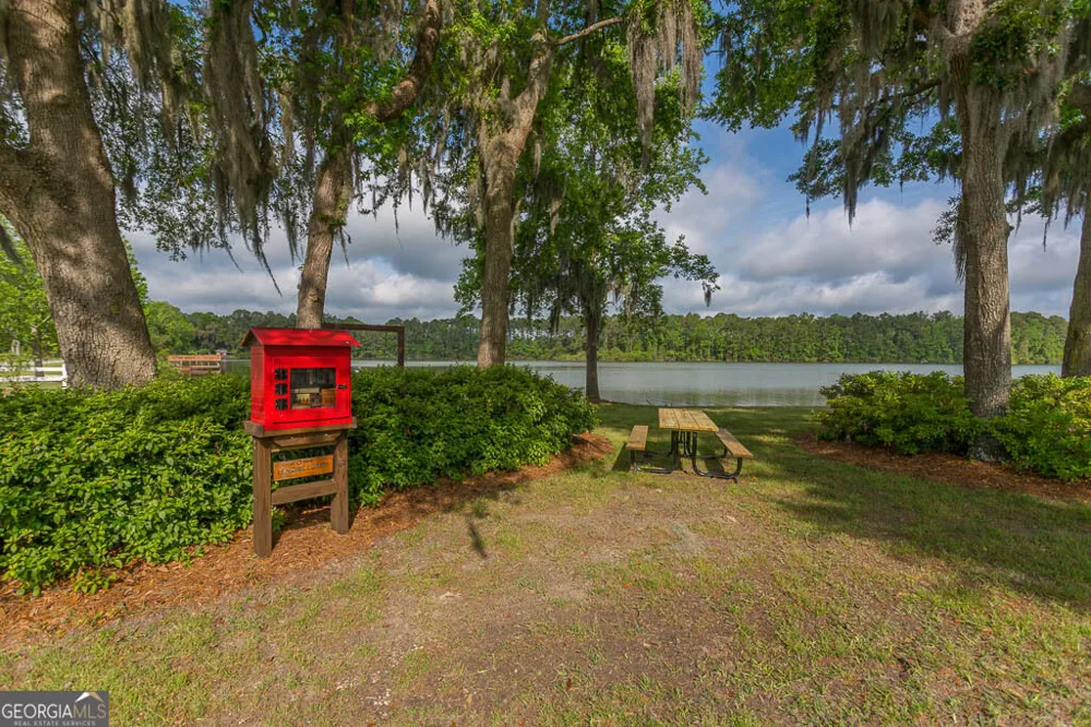 118 Regal RD Brunswick, GA 31523