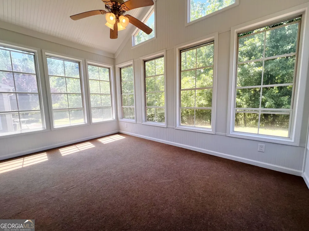 130 Magic Lily DR Griffin, GA 30223