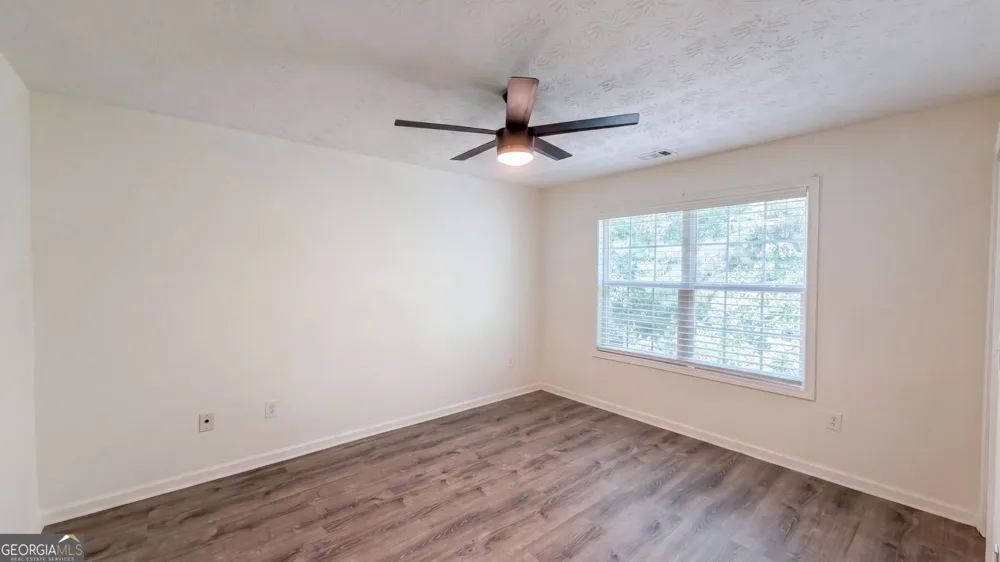 125 Sampson CT Covington, GA 30016