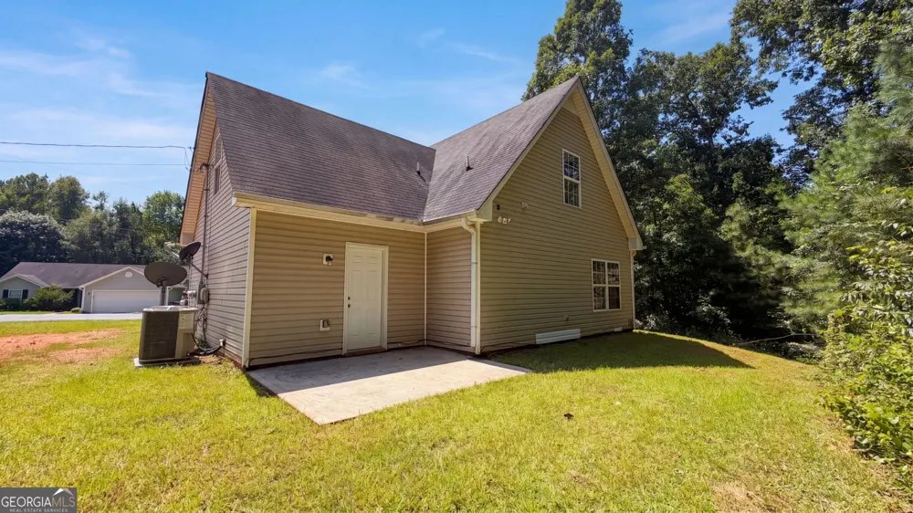 125 Sampson CT Covington, GA 30016