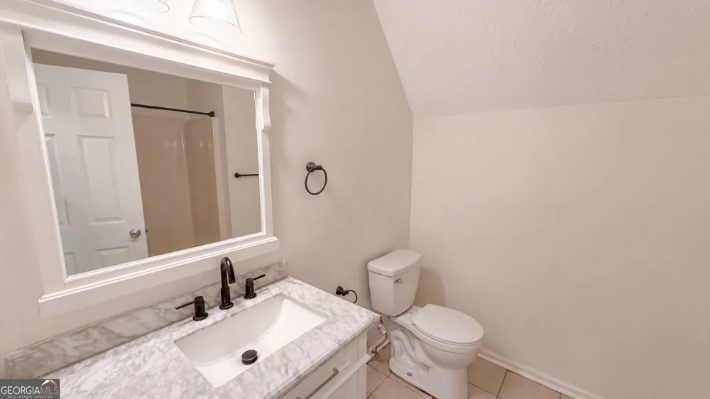 125 Sampson CT Covington, GA 30016