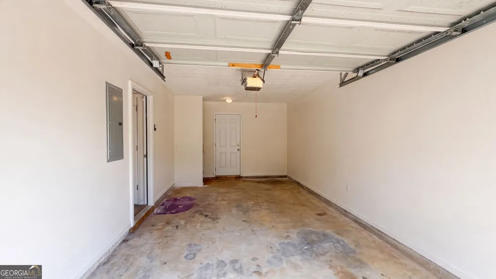 125 Sampson CT Covington, GA 30016