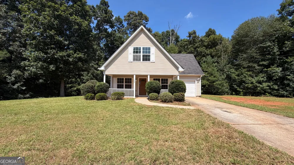 125 Sampson CT Covington, GA 30016