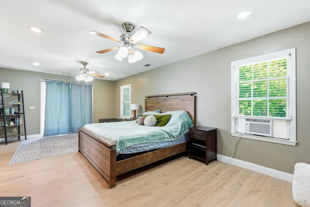215 Wildwood DR Statesboro, GA 30458