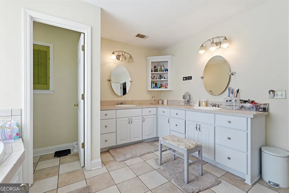 215 Wildwood DR Statesboro, GA 30458