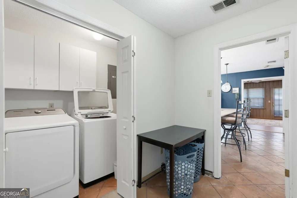 215 Wildwood DR Statesboro, GA 30458