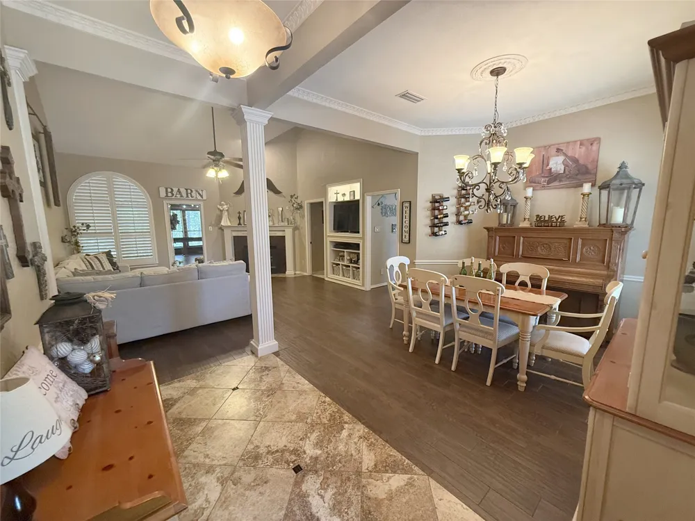 100 Kings Row Drive Mansfield, TX 76063