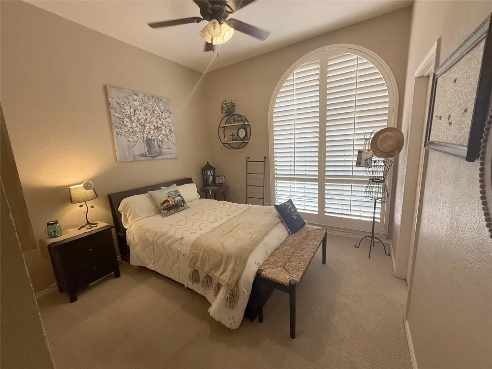 100 Kings Row Drive Mansfield, TX 76063
