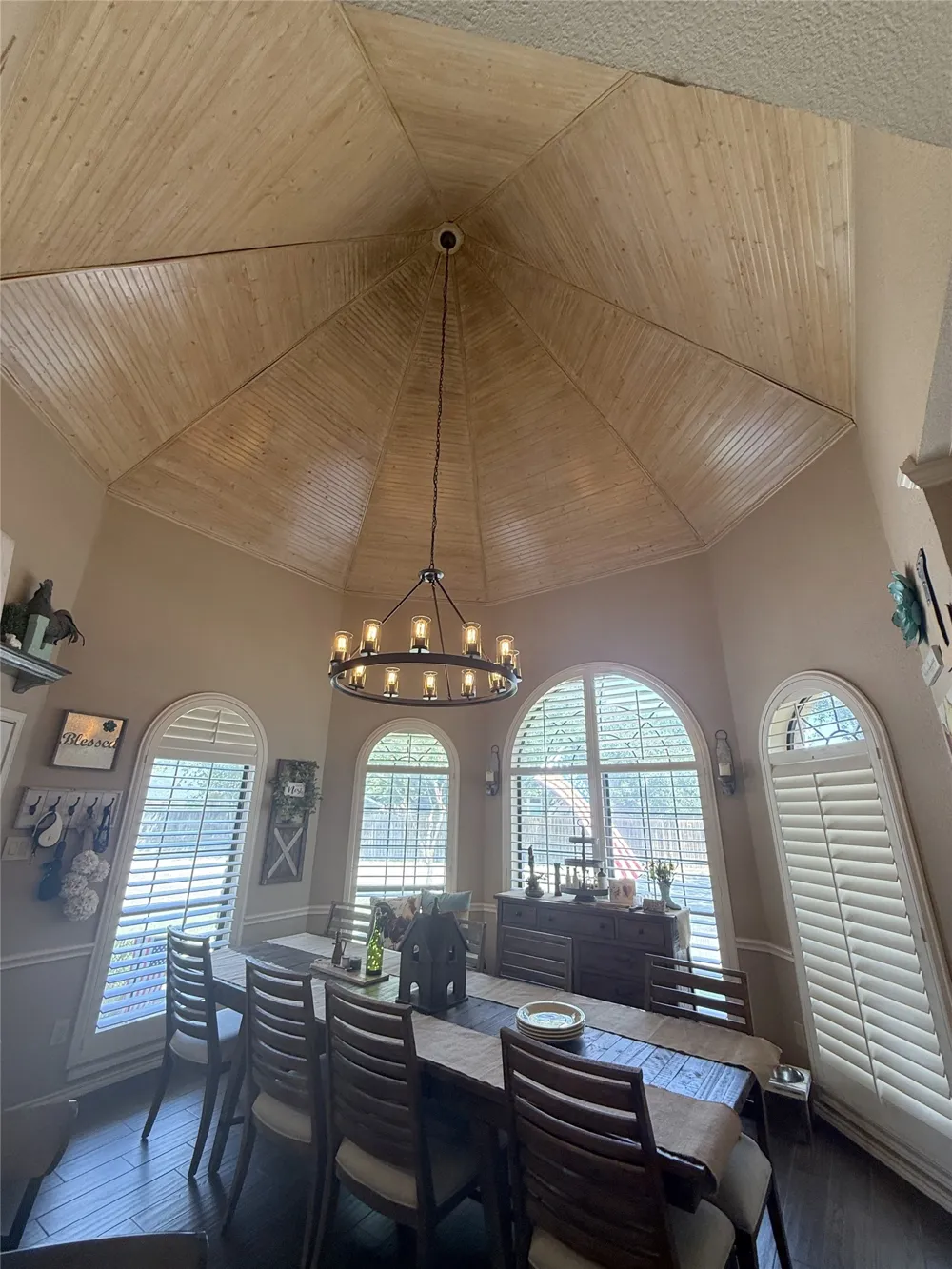 100 Kings Row Drive Mansfield, TX 76063