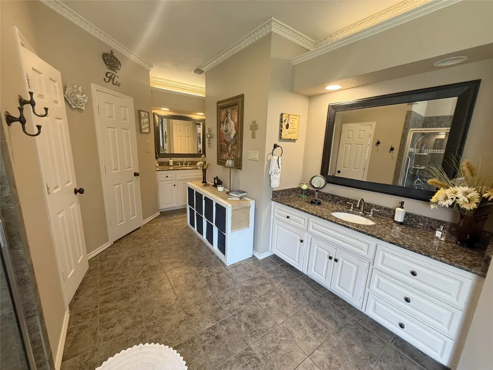 100 Kings Row Drive Mansfield, TX 76063