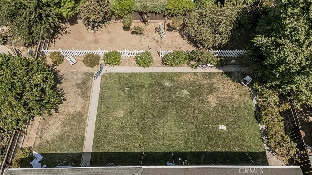 500 W Sample Avenue Fresno, CA 93704