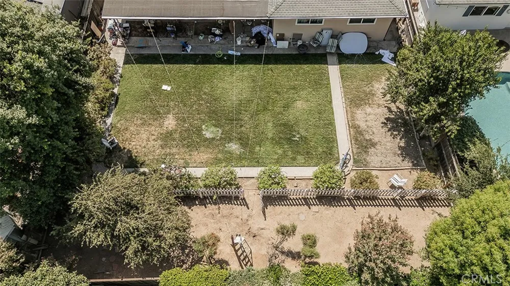500 W Sample Avenue Fresno, CA 93704