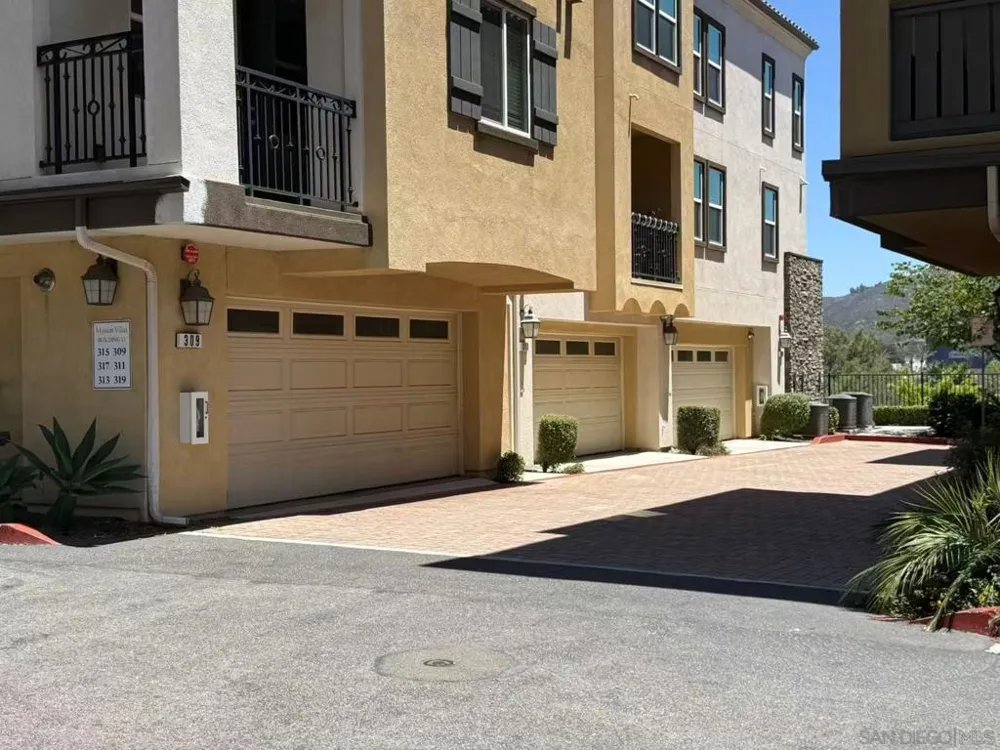 309 Mission Villas Rd San Marcos, CA 92069