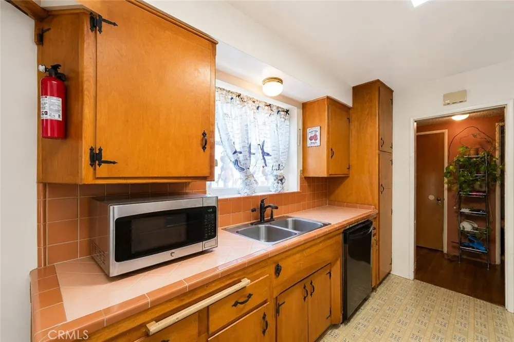 1513 W Princeton Street Ontario, CA 91762