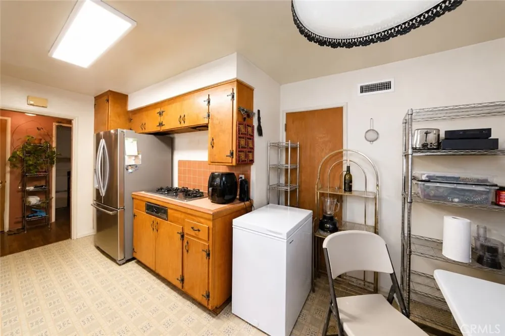 1513 W Princeton Street Ontario, CA 91762