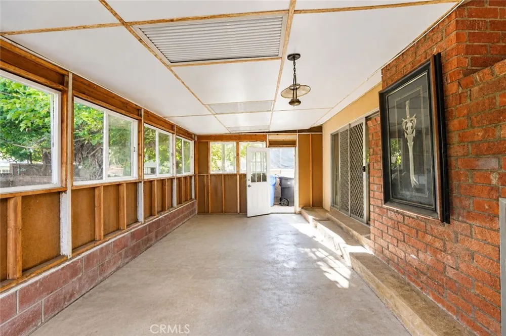 1513 W Princeton Street Ontario, CA 91762