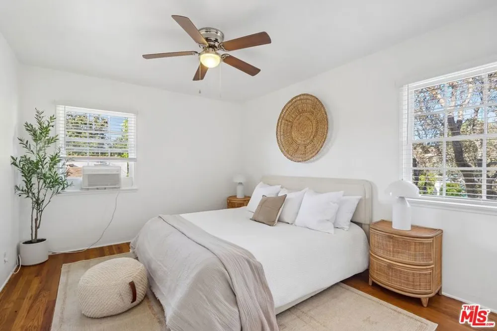 607 Granada Street Glendale, CA 91205