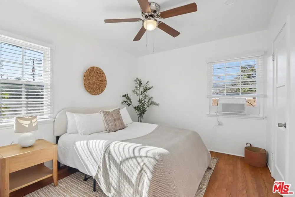 607 Granada Street Glendale, CA 91205