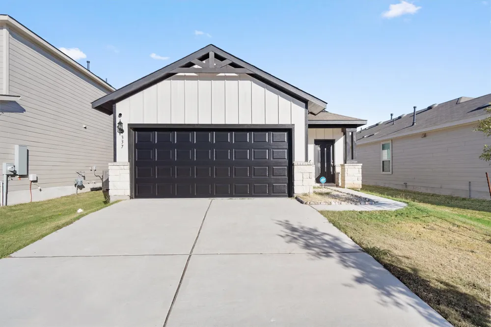 337 Harper Lane Georgetown, TX 78626