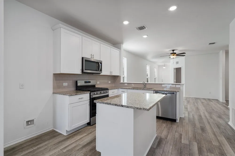 337 Harper Lane Georgetown, TX 78626