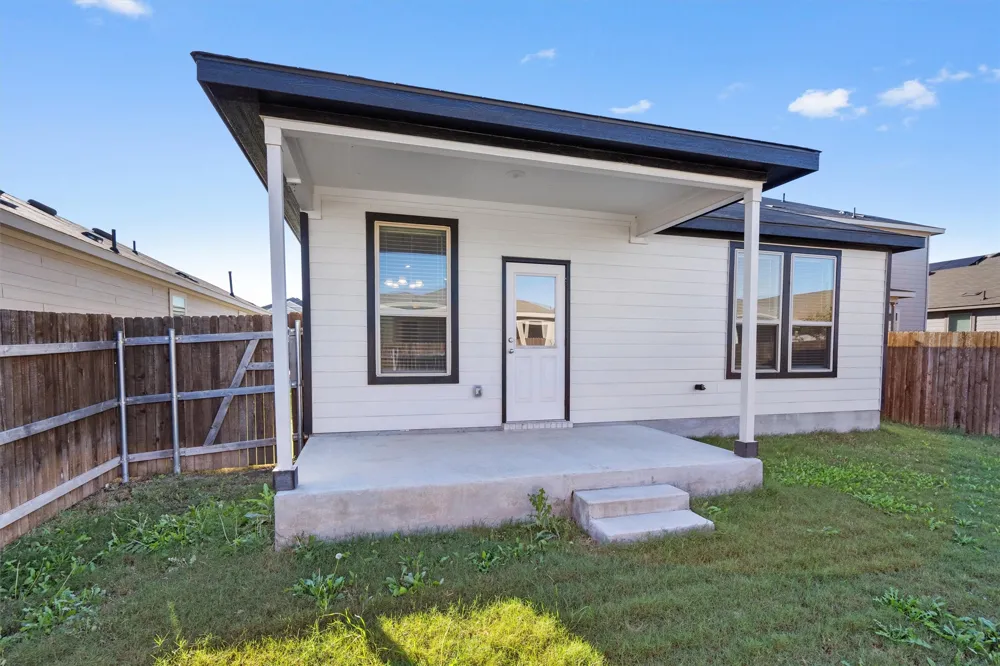 337 Harper Lane Georgetown, TX 78626