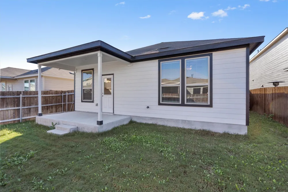 337 Harper Lane Georgetown, TX 78626