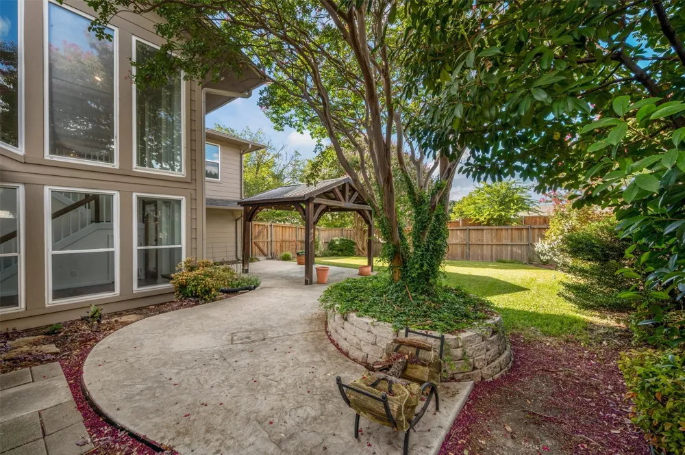10135 Deermont Trail Dallas, TX 75243