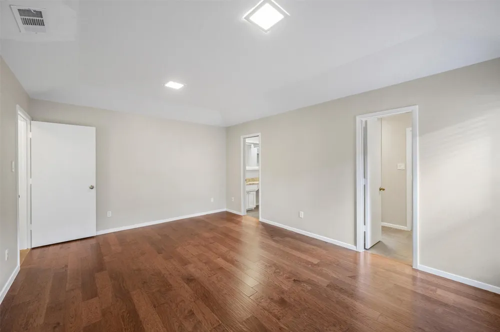 10135 Deermont Trail Dallas, TX 75243