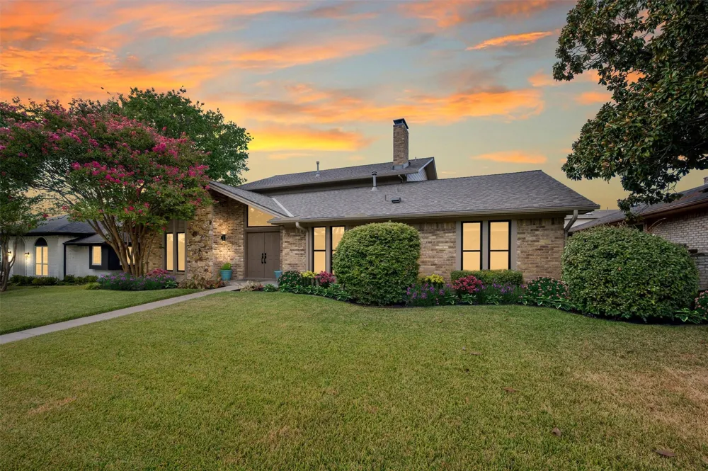 10135 Deermont Trail Dallas, TX 75243